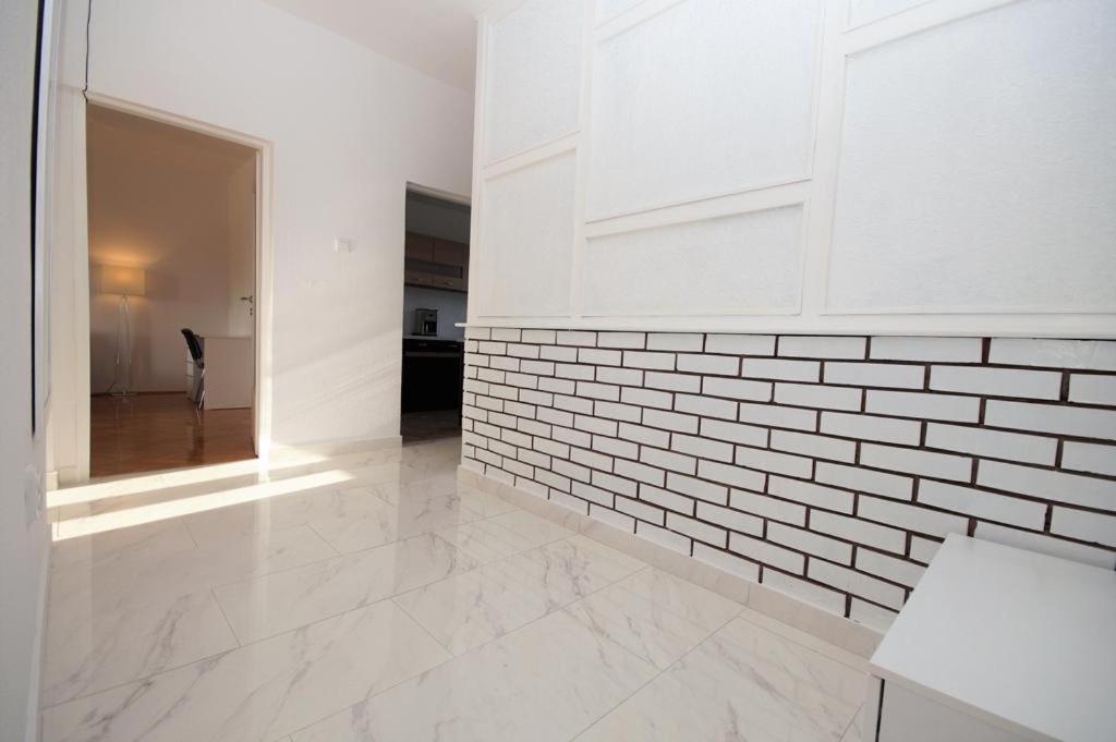 Apartment Deni Pula Zewnętrze zdjęcie