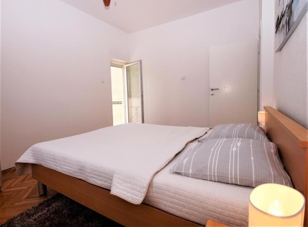 Apartment Deni Pula Zewnętrze zdjęcie