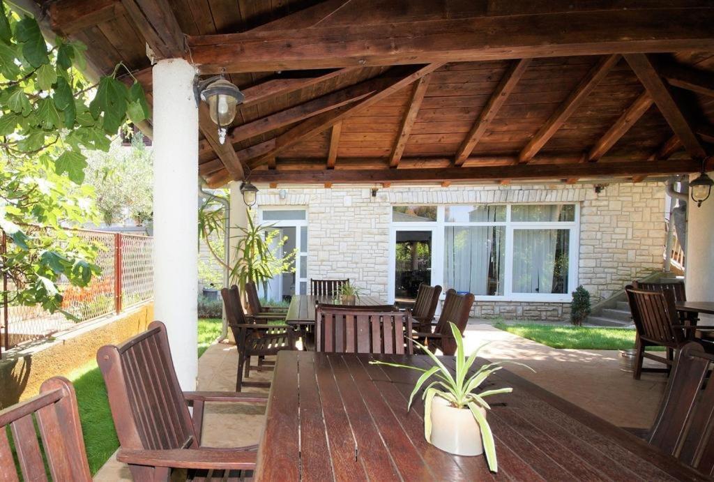 Apartment Deni Pula Zewnętrze zdjęcie